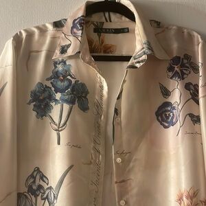 New Size L. Lauren by Ralph Lauren exquisite button down blouse.